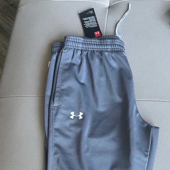 UNDER ARMOUR WOMEN'S CHALLENGER KNIT PANT - Picture 2 of 3
